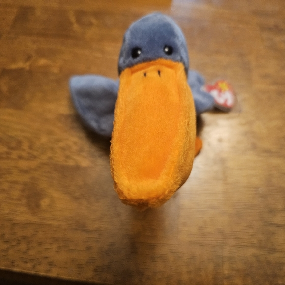 ty Beanie Baby Collectible "Scoop " the Pelican. - Picture 2 of 6